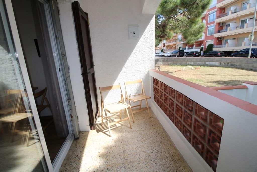 Appartement Situe A 100 M De La Plage Empuriabrava Buitenkant foto