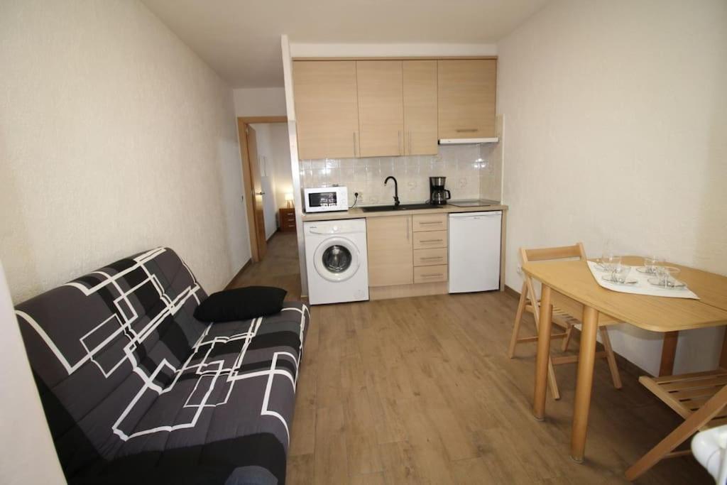 Appartement Situe A 100 M De La Plage Empuriabrava Buitenkant foto